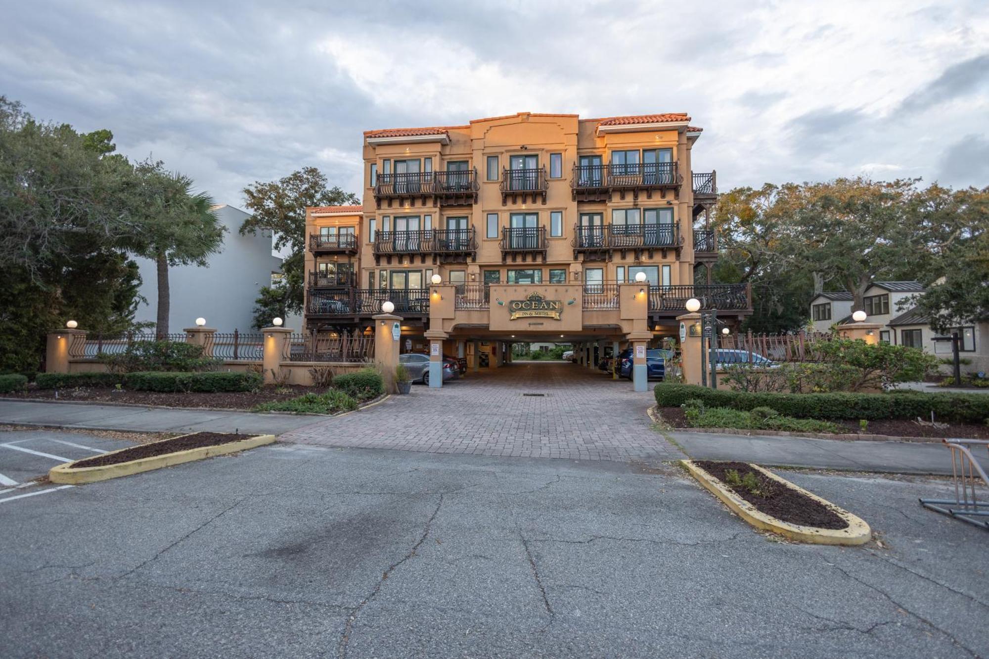 Ocean Inn & Suites St. Simons Island Dış mekan fotoğraf