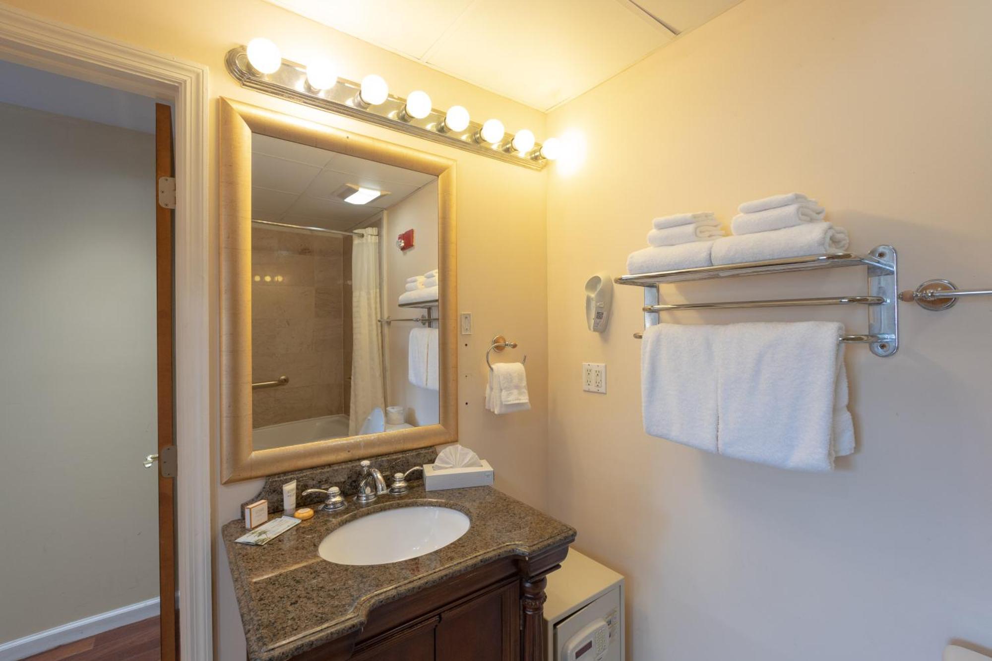 Ocean Inn & Suites St. Simons Island Dış mekan fotoğraf